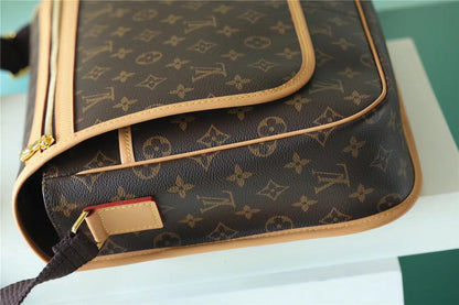 Franco Shops - Louis Vuittons  - 10013