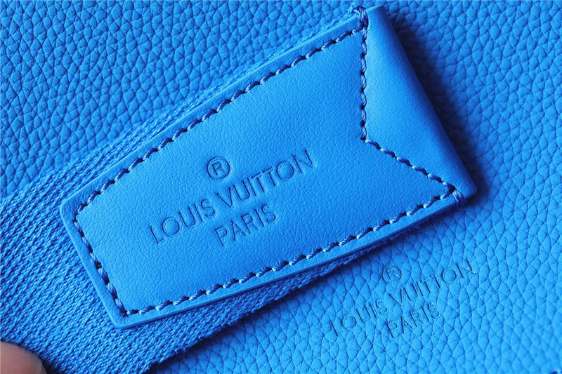Franco Shops - Louis Vuittons  - 9926