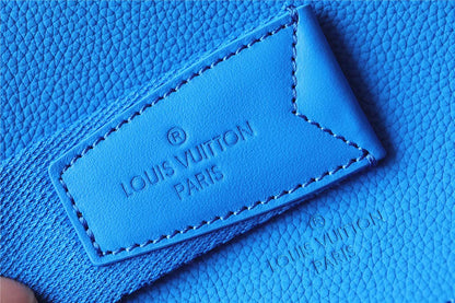 Franco Shops - Louis Vuittons  - 9926