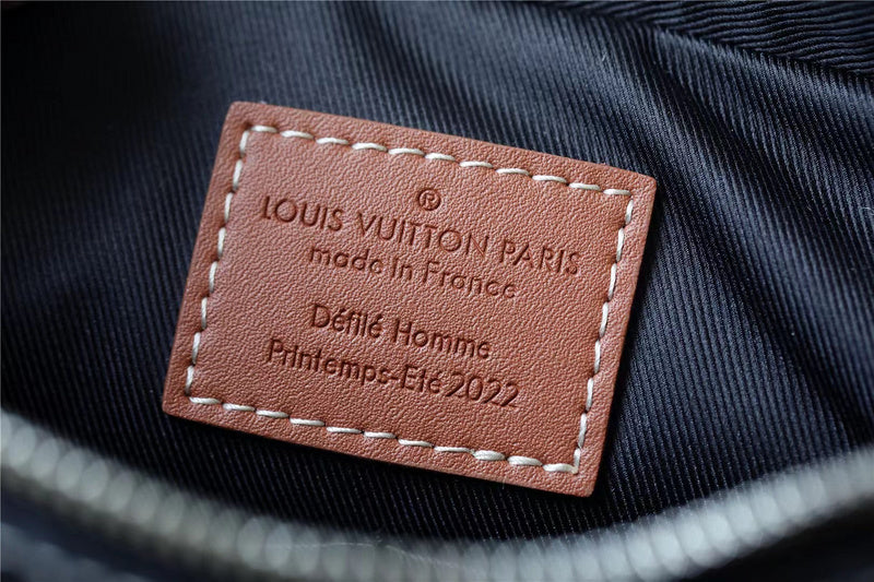 Franco Shops - Louis Vuittons  - 10054