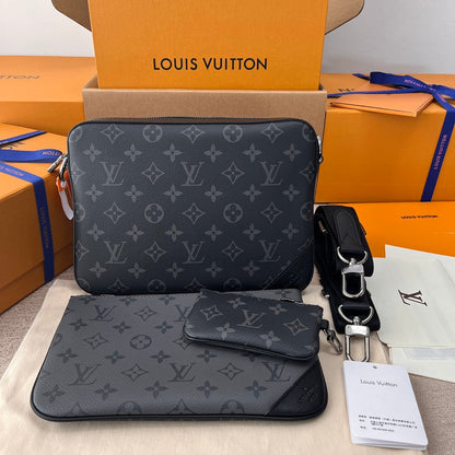 Franco Shops - Louis Vuittons  - 15842
