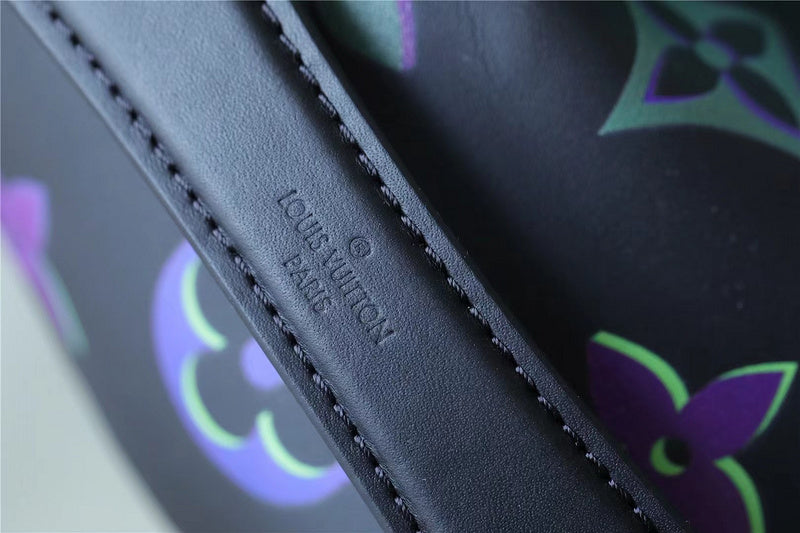 Franco Shops - Louis Vuittons  - 9923