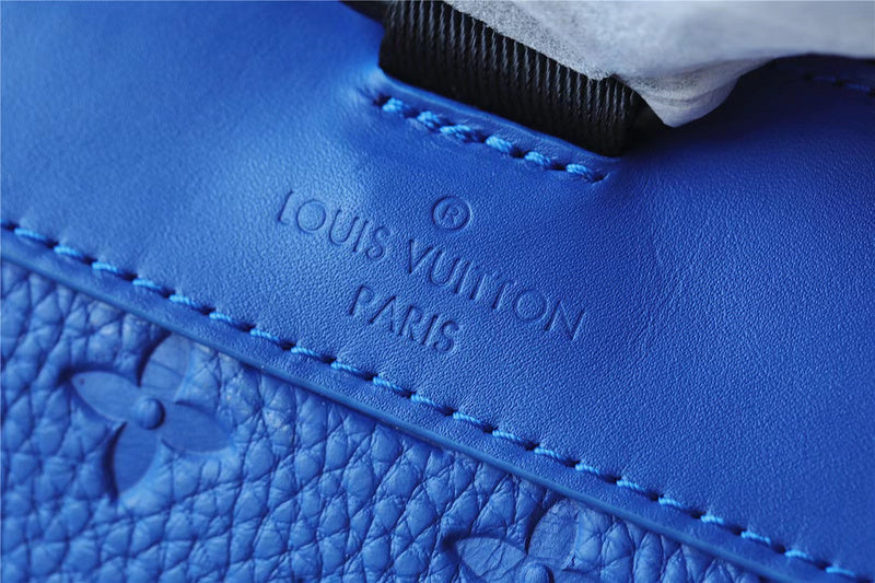 Franco Shops - Louis Vuittons  - 9562