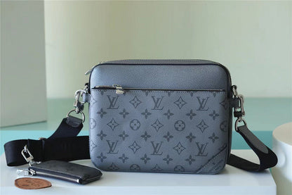Franco Shops - Louis Vuittons  - 10047