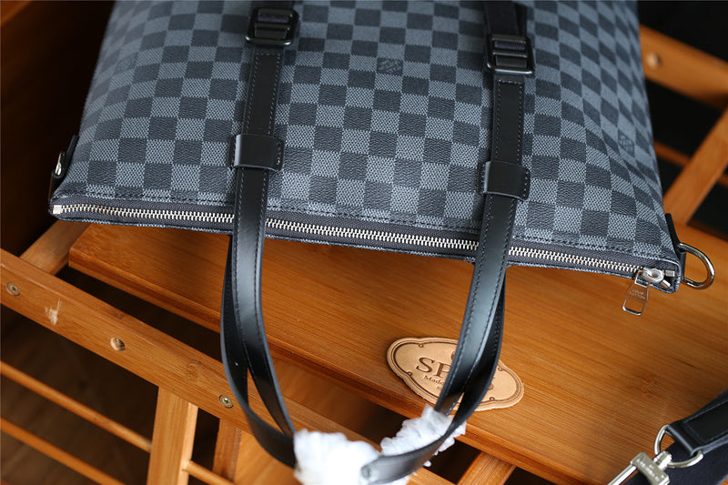 Franco Shops - Louis Vuittons  - 9842