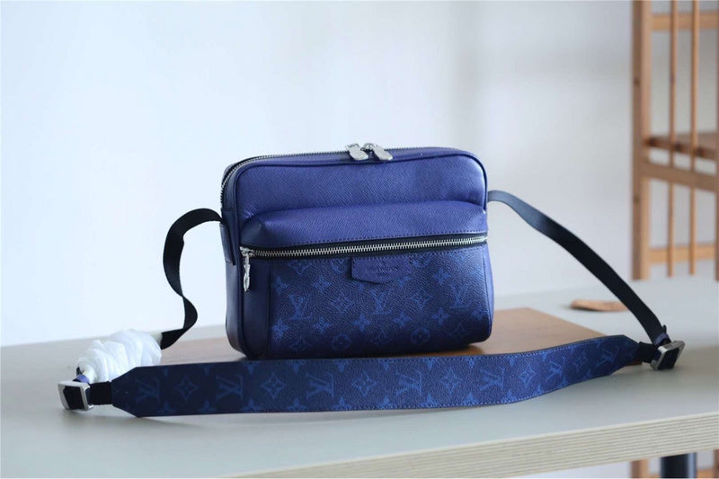 Franco Shops - Louis Vuittons  - 10195