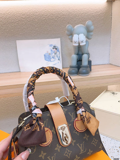 Franco Shops - Louis Vuittons  - 14904