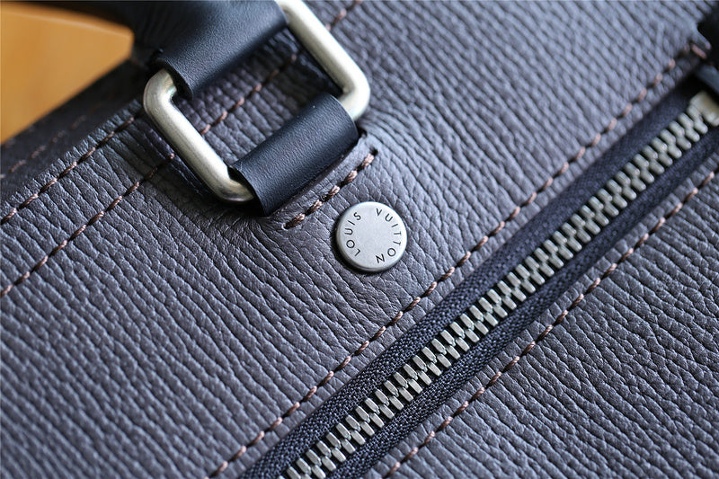 Franco Shops - Louis Vuittons  - 9872