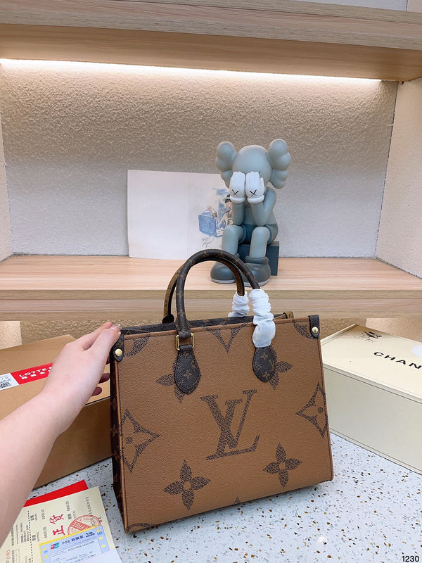 Franco Shops - Louis Vuittons  - 14911