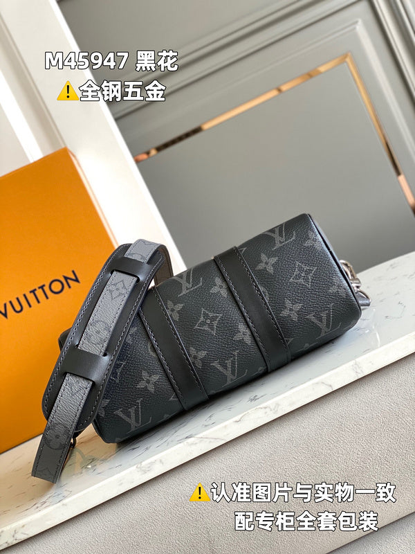 Franco Shops - Louis Vuittons  - 15415