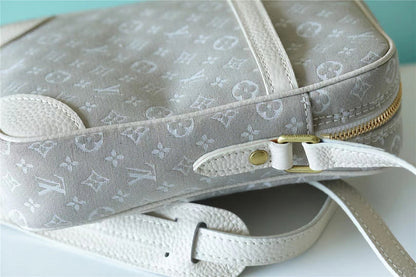 Franco Shops - Louis Vuittons  - 9895
