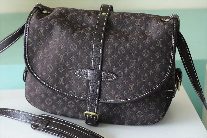 Franco Shops - Louis Vuittons  - 10010