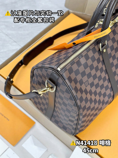 Franco Shops - Louis Vuittons  - 15304