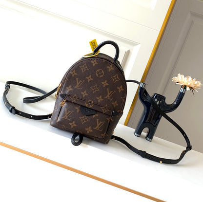 Franco Shops - Louis Vuittons  - 15358