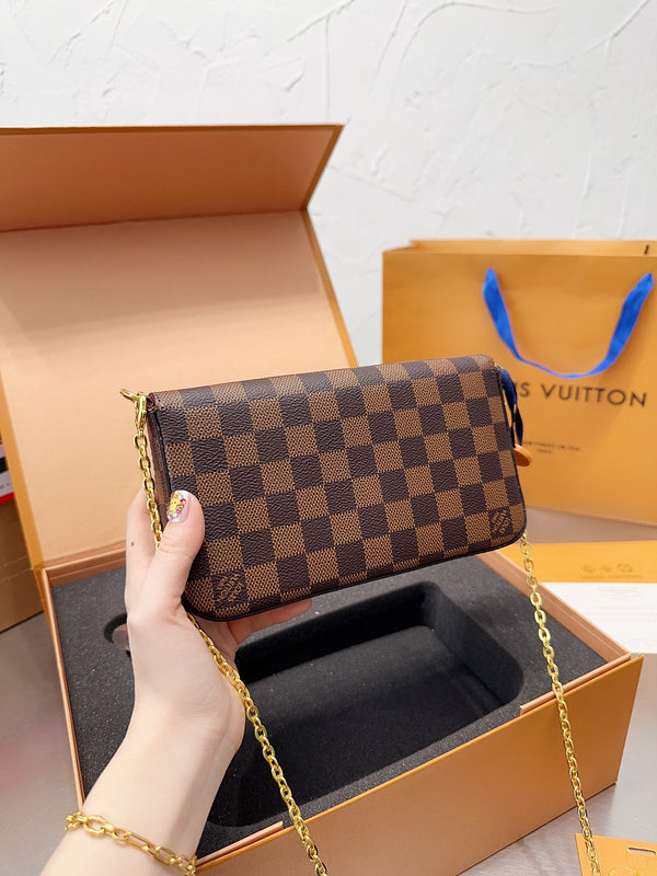 Franco Shops - Louis Vuittons  - 15021