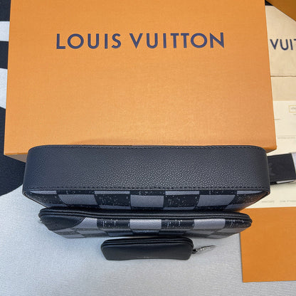 Franco Shops - Louis Vuittons  - 10066