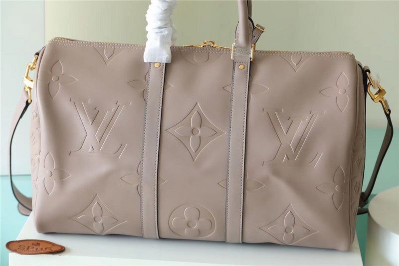 Franco Shops - Louis Vuittons  - 9427