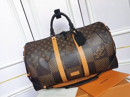 Franco Shops - Louis Vuittons  - 15509