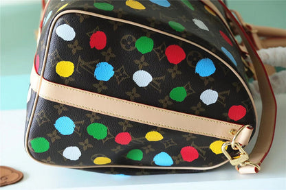 Franco Shops - Louis Vuittons  - 9429