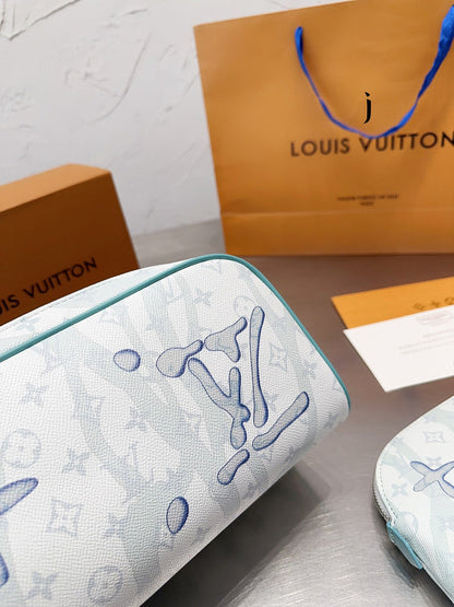 Franco Shops - Louis Vuittons  - 15028