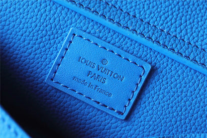 Franco Shops - Louis Vuittons  - 9926