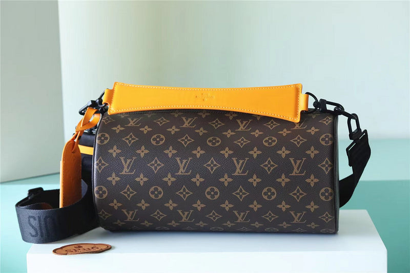 Franco Shops - Louis Vuittons  - 9911