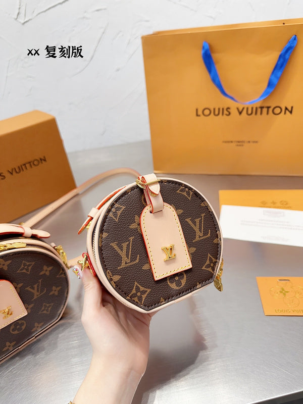 Franco Shops - Louis Vuittons  - 14917