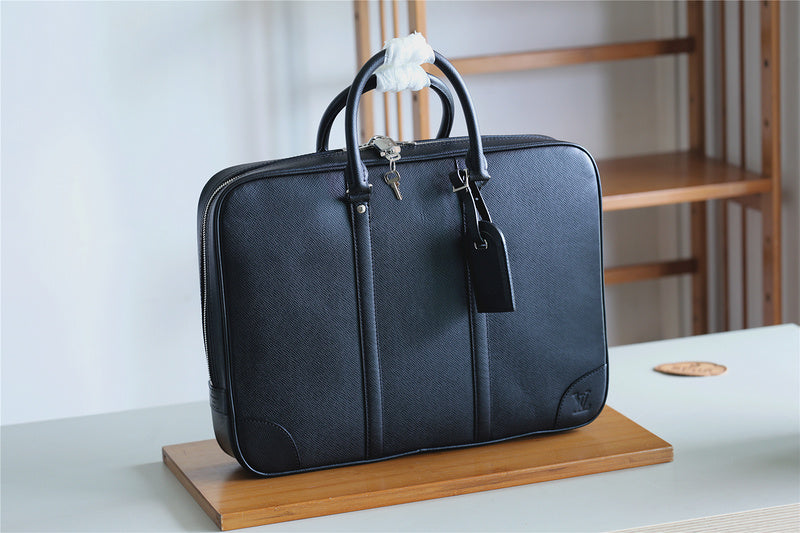 Franco Shops - Louis Vuittons  - 9849