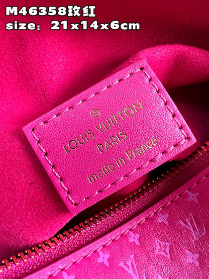 Franco Shops - Louis Vuittons  - 15710