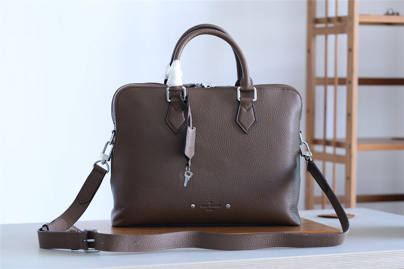 Franco Shops - Louis Vuittons  - 9877