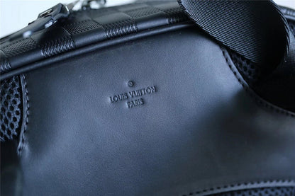 Franco Shops - Louis Vuittons  - 9713