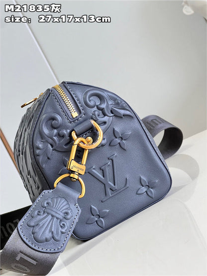 Franco Shops - Louis Vuittons  - 15373