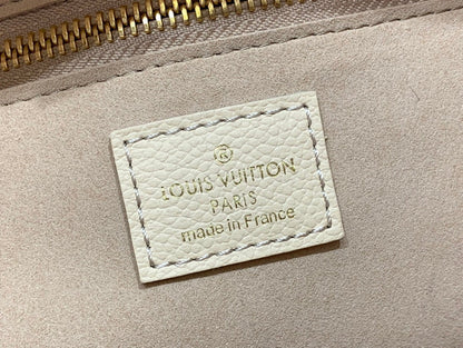 Franco Shops - Louis Vuittons  - 15816
