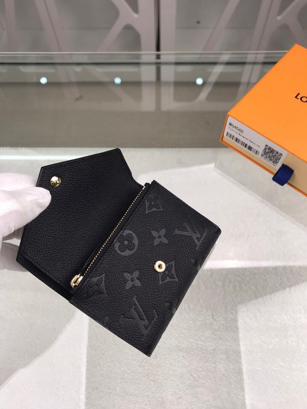 Franco Shops - Louis Vuittons  - 9150
