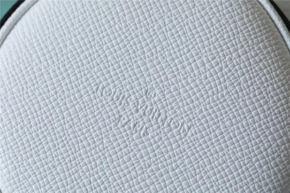 Franco Shops - Louis Vuittons  - 9947