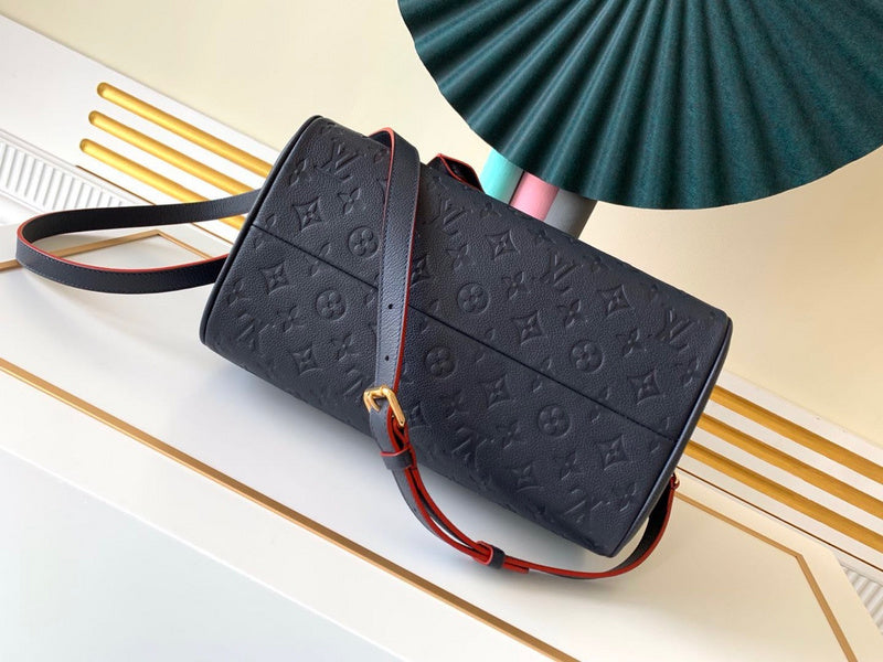 Franco Shops - Louis Vuittons  - 15217