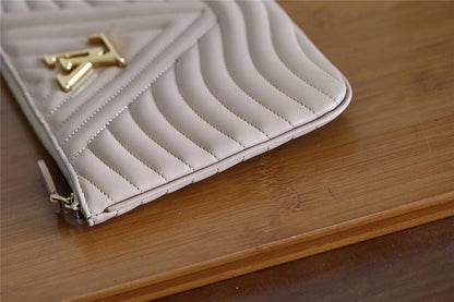 Franco Shops - Louis Vuittons  - 9348