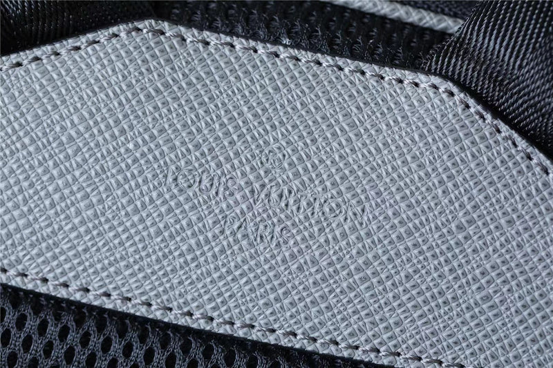 Franco Shops - Louis Vuittons  - 9594