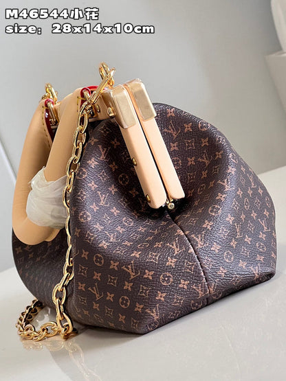 Franco Shops - Louis Vuittons  - 15474