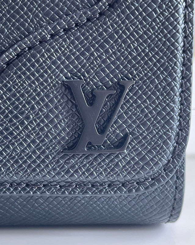 Franco Shops - Louis Vuittons  - 12655