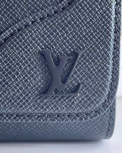 Franco Shops - Louis Vuittons  - 12655