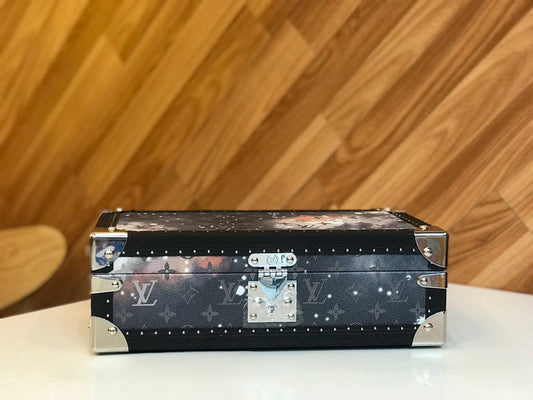 Franco Shops - Louis Vuittons  - 9506