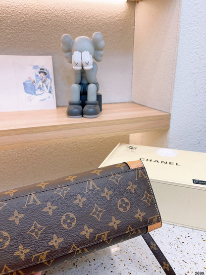 Franco Shops - Louis Vuittons  - 14903