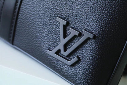 Franco Shops - Louis Vuittons  - 9812