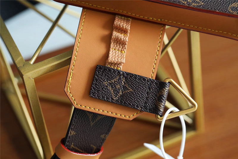 Franco Shops - Louis Vuittons  - 9179