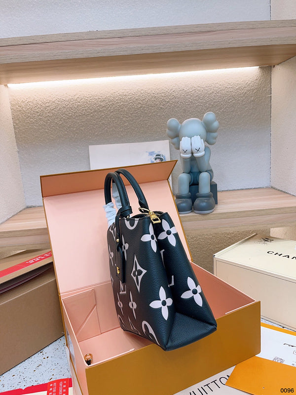 Franco Shops - Louis Vuittons  - 14979