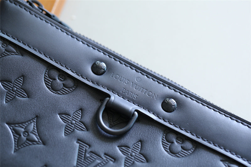 Franco Shops - Louis Vuittons  - 9262