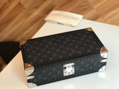Franco Shops - Louis Vuittons  - 9502
