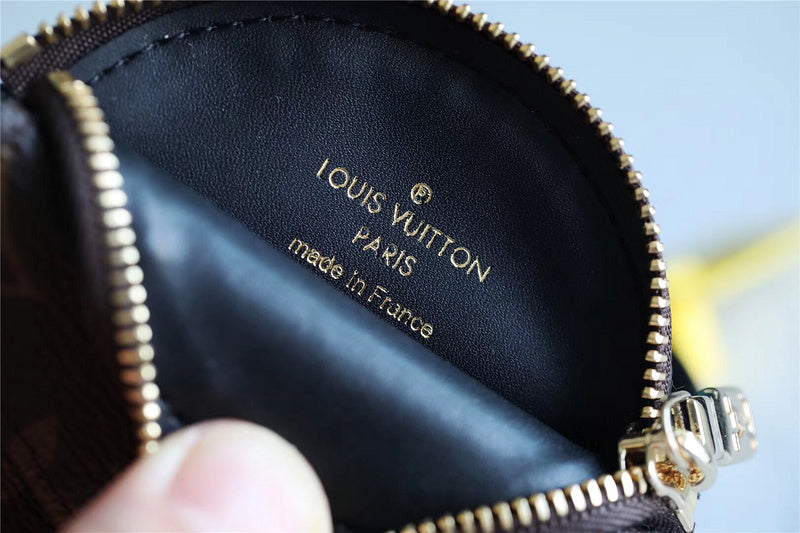Franco Shops - Louis Vuittons  - 9223