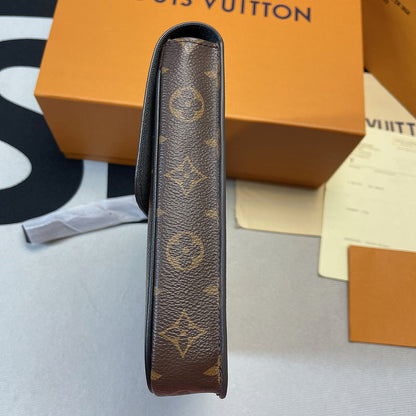 Franco Shops - Louis Vuittons  - 10096